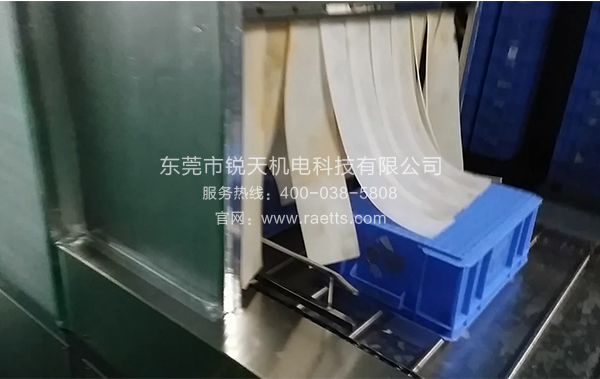 �L������ϵ�y