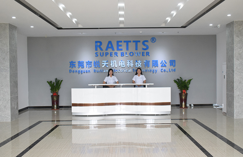 意大利客戶蒞臨銳天機電走訪調研 意大利客戶蒞臨銳天機電走訪調研