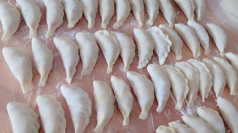 2018冬至銳天家人包餃子 2018冬至銳天家人包餃子