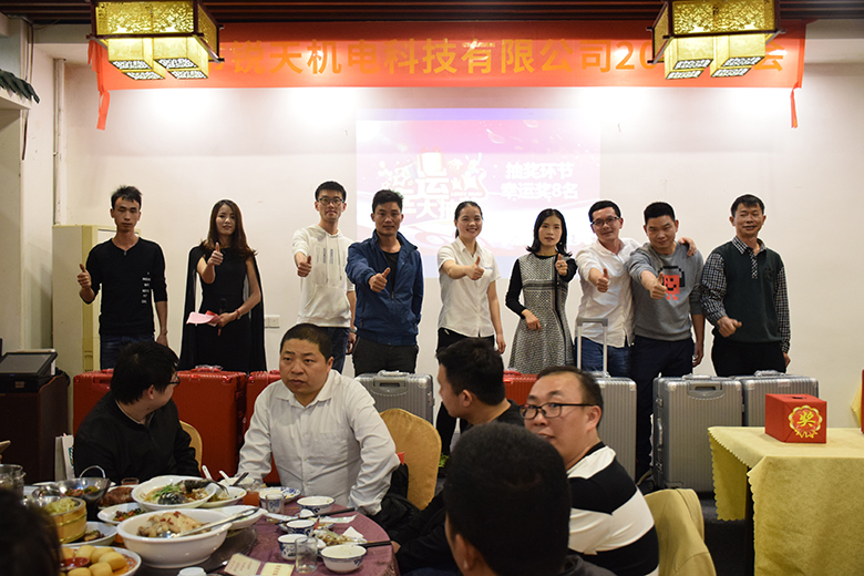 ���\��������һ��